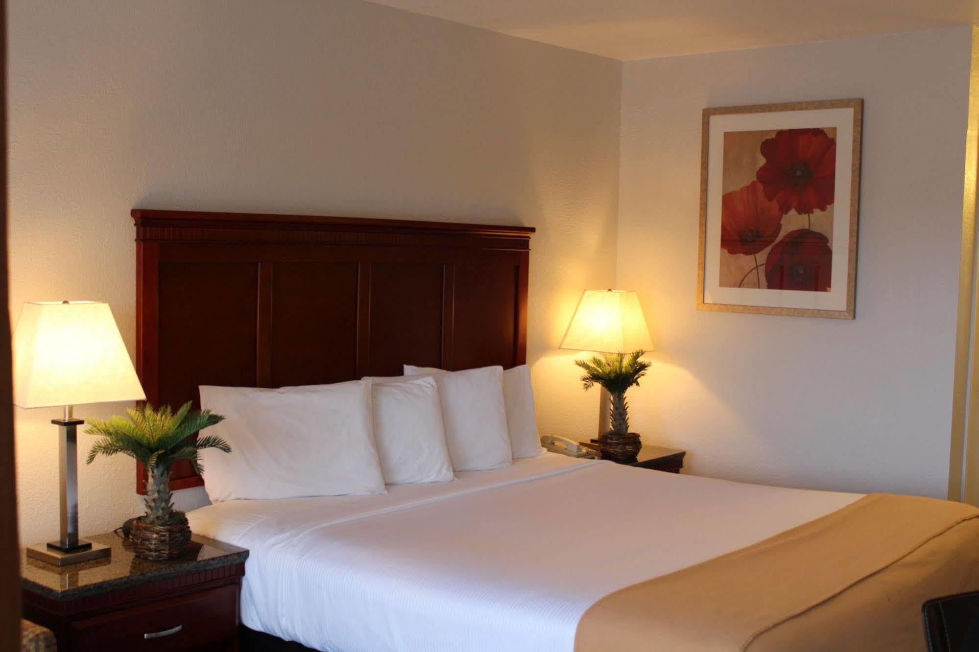 Rodeway Inn Santa Clara Dış mekan fotoğraf